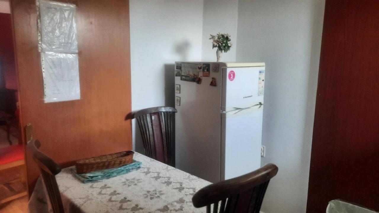 Stan Za Iznajmuvanje So Parking,Blisku Do Centar. Kumanovo Exterior foto