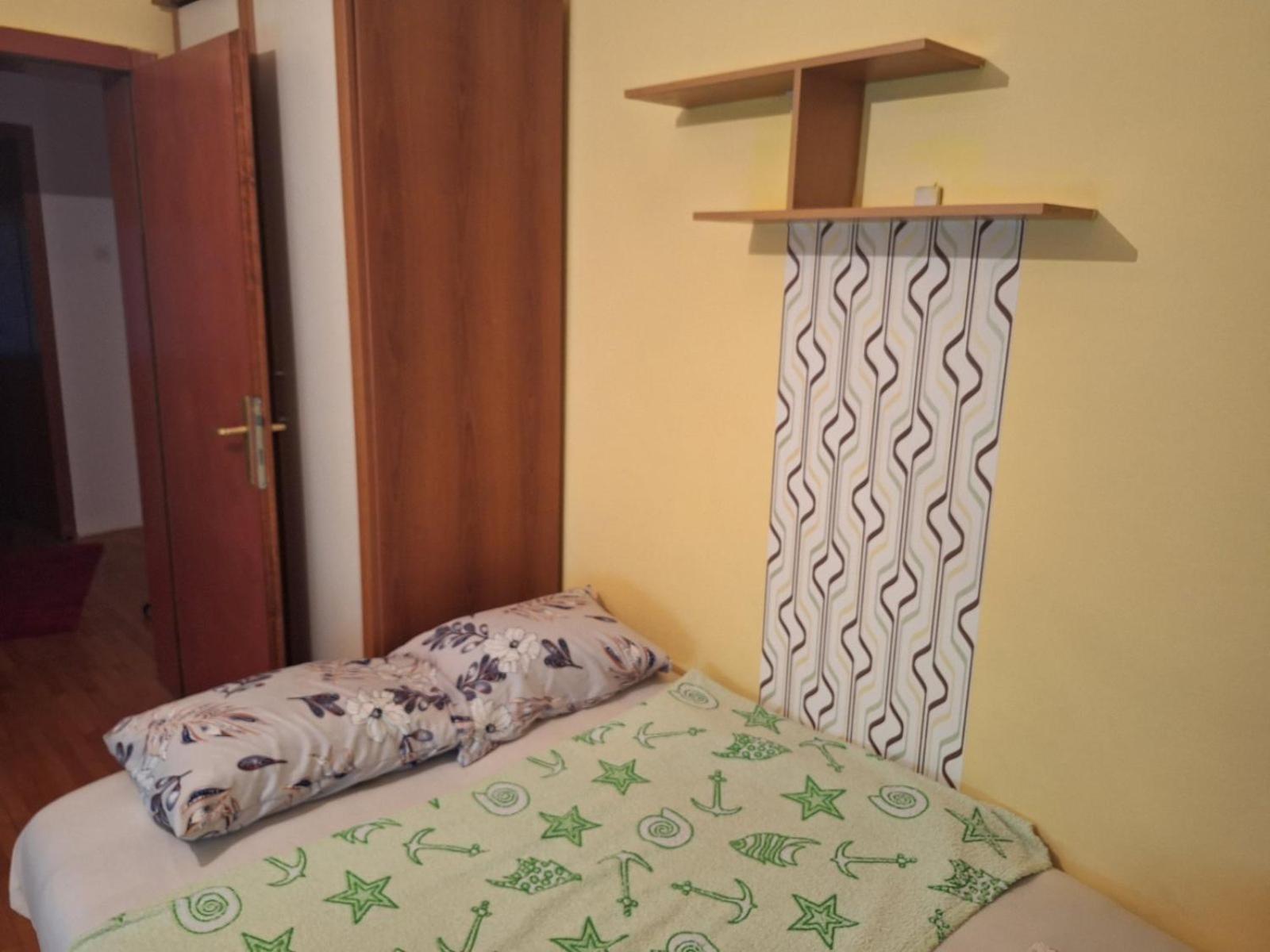 Stan Za Iznajmuvanje So Parking,Blisku Do Centar. Kumanovo Exterior foto